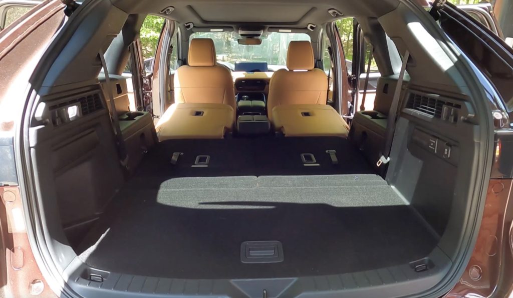 cargo room of Mazda CX-90 with second and third row seats folded