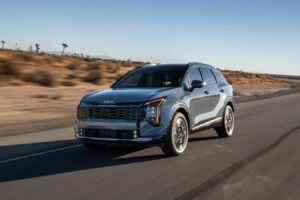 2026 Kia Sportage hybrid, front 3/4 in action. Image courtesy of Kia.