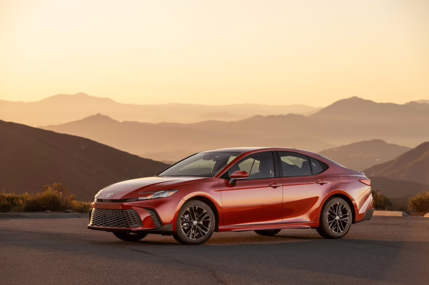 2026 Toyota Camry SE. Front 3/4. Image courtesy of Toyota.