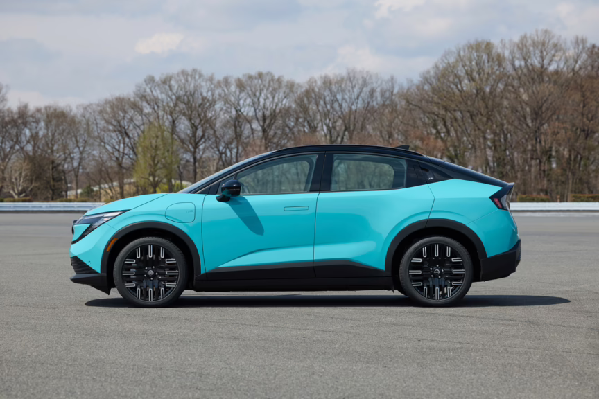 2026 Nissan Leaf, in profile. Image courtesy of Nissan.
