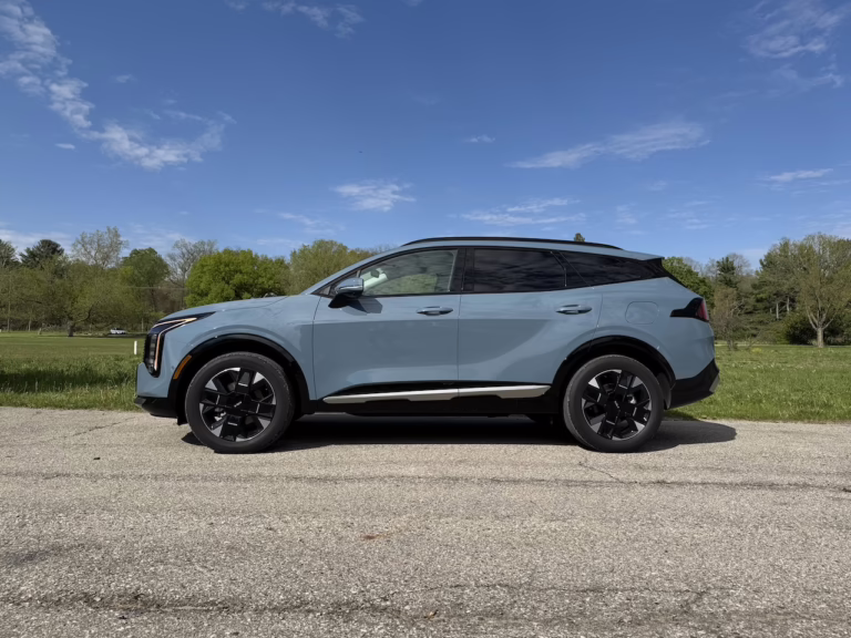 2026 Kia Sportage Hybrid SX Prestige, in profile. Image by Robin Warner