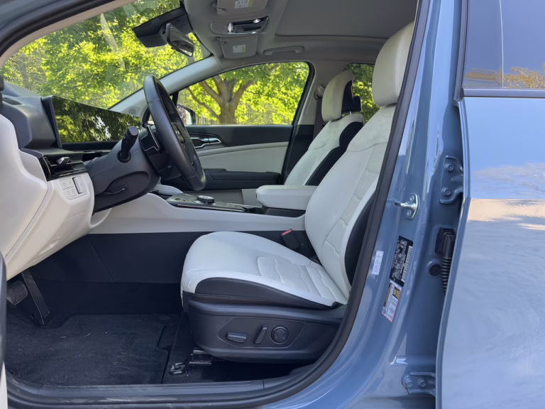 2026 Kia Sportage Hybrid SX Prestige, first row. Image by Robin Warner